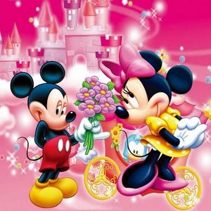 Meet your Posher, Priscilla